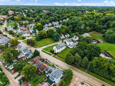 View/Area - 1222 7th Ave, Moline, IL 61265 photo 2 of 3