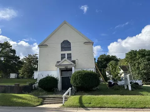Exterior - 1222 7th Ave, Moline, IL 61265 photo 2 of 3