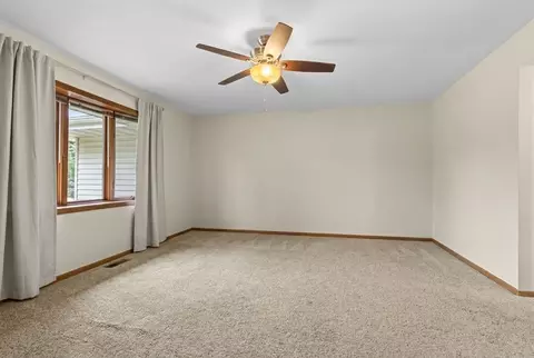 Living - 6037 Banbridge Dr, Roscoe, IL 61073 photo 1 of 1