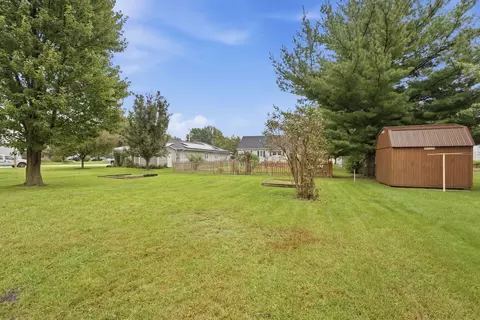 Exterior - 402 SW 7th Ave, Aledo, IL 61231 photo 2 of 7