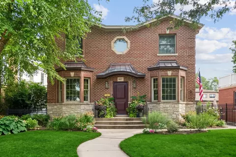 8027 Long Ave, Skokie, IL 60077