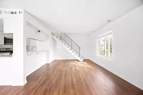 Living - 1590 Cornell Cir #1, Hoffman Estates, IL 60169 photo 2 of 6