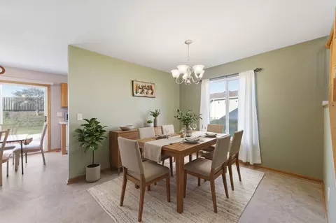 Dining - 3607 Hoffman St, Plano, IL 60545 photo 2 of 3