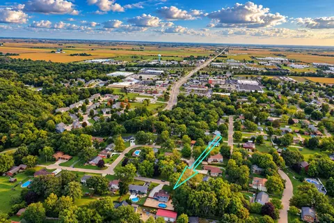 View/Area - 2469 Circle Dr, Ottawa, IL 61350 photo 1 of 1