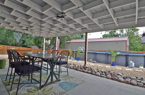 Exterior - 2469 Circle Dr, Ottawa, IL 61350 photo 2 of 8