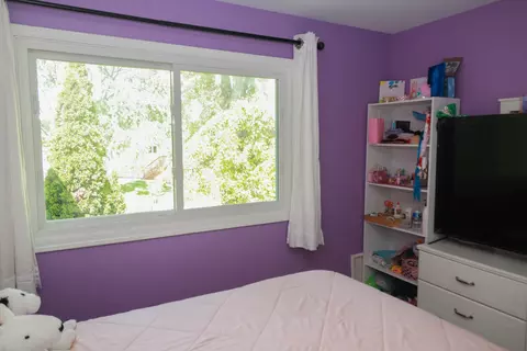 Bedroom - 1000 Sandpiper Ct, Bartlett, IL 60103 photo 2 of 10