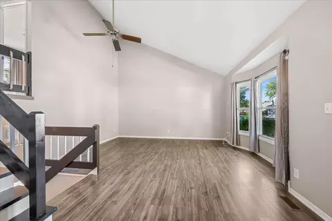 Living - 304 S Cross Trl, Mchenry, IL 60050 photo 1 of 5