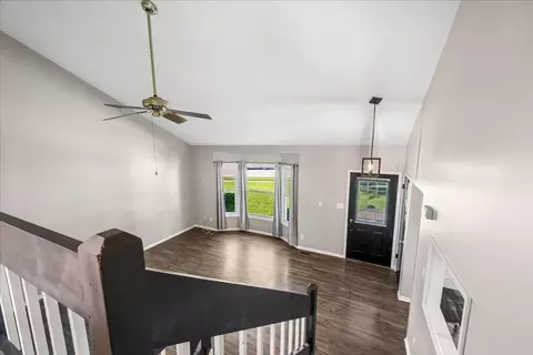Other - 304 S Cross Trl, Mchenry, IL 60050 photo 4 of 7