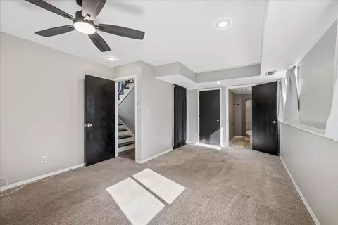 Bedroom - 304 S Cross Trl, Mchenry, IL 60050 photo 1 of 6