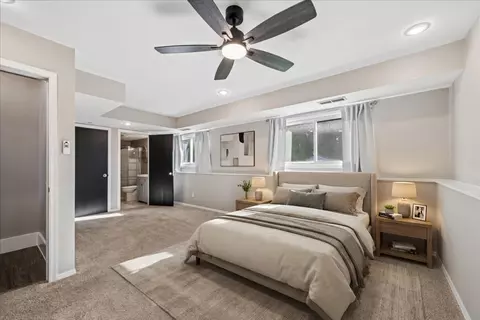 Bedroom - 304 S Cross Trl, Mchenry, IL 60050 photo 3 of 6
