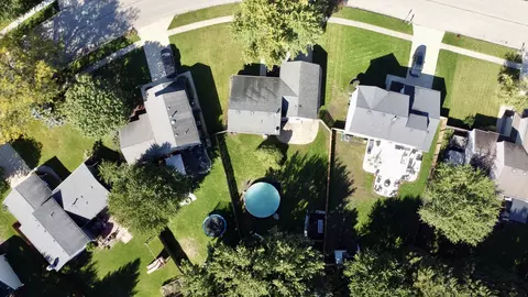 View/Area - 304 S Cross Trl, Mchenry, IL 60050 photo 1 of 3