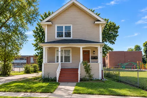 525 South Ave, Waukegan, IL 60085