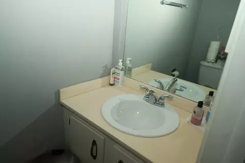 Bath - 1132 Sandpiper Ct, Bartlett, IL 60103 photo 8 of 8