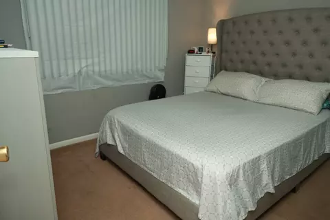 Bedroom - 1132 Sandpiper Ct, Bartlett, IL 60103 photo 9 of 10