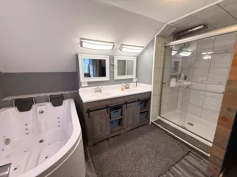 Bath - 800 E 2nd St, Rock Falls, IL 61071 photo 1 of 4