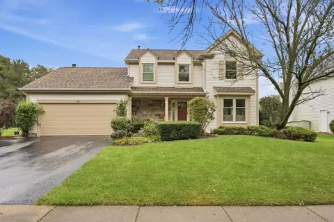 16 Copperwood Dr, Buffalo Grove, IL 60089