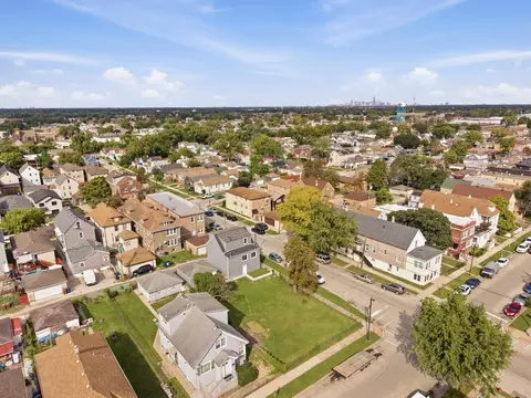 View/Area - 7600 W 61st St, Summit, IL 60501 photo 2 of 4