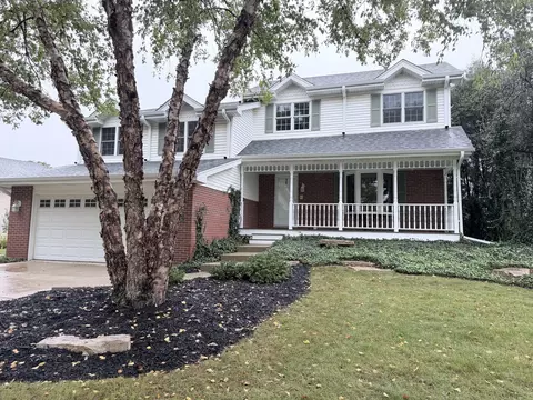 9000 Frances Ln, Orland Park, IL 60462