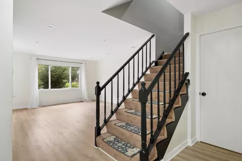 Other - 1502 Johnstown Ct, Wheaton, IL 60189 photo 3 of 11