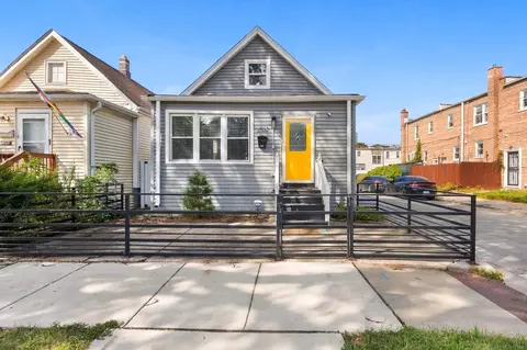 6562 N Damen Ave, Chicago, IL 60645