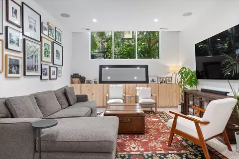 Living - 1918 W Armitage Ave #1A, Chicago, IL 60622 photo 3 of 4