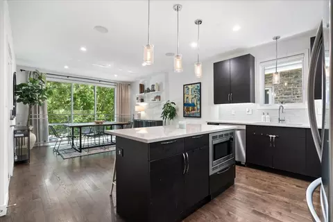 Kitchen - 1918 W Armitage Ave #1A, Chicago, IL 60622 photo 4 of 4