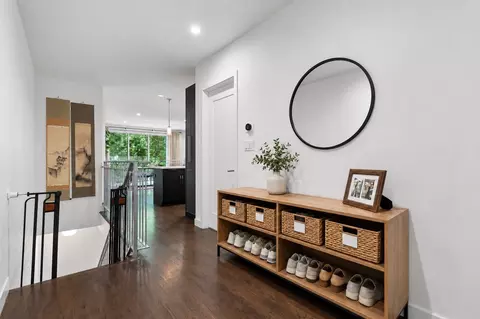 Entry Way - 1918 W Armitage Ave #1A, Chicago, IL 60622 photo 1 of 1