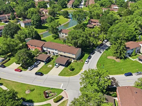 View/Area - 490 Tahoe Circle Dr, Wheeling, IL 60090 photo 3 of 3