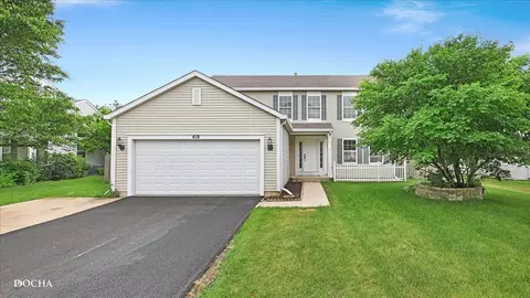 418 Terrace Ln, Oswego, IL 60543