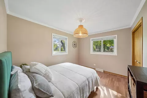 Bedroom - Undisclosed, Wheaton, IL 60187 photo 2 of 3