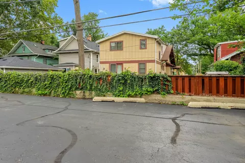 Exterior - Undisclosed, Riverside, IL 60546 photo 2 of 7