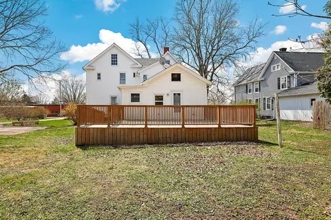 Exterior - 309 E 3rd St, Sandwich, IL 60548 photo 5 of 10