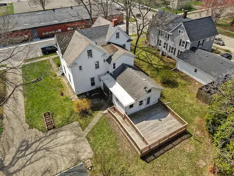 Exterior - 309 E 3rd St, Sandwich, IL 60548 photo 9 of 10