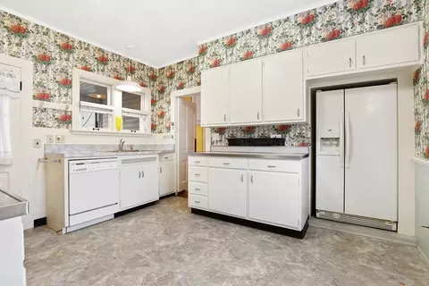 Kitchen - 309 E 3rd St, Sandwich, IL 60548 photo 2 of 2