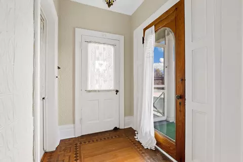 Entry Way - 309 E 3rd St, Sandwich, IL 60548 photo 1 of 2