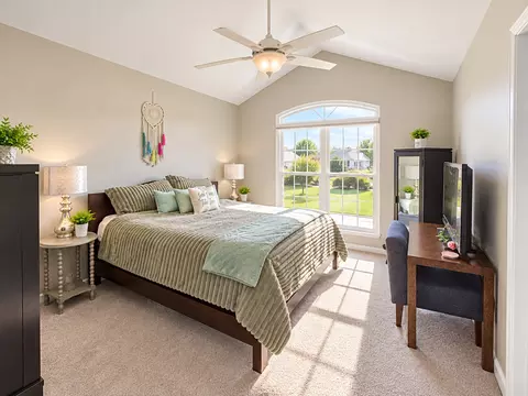 Bedroom - 3131 Cypress Ct, Mchenry, IL 60051 photo 1 of 4