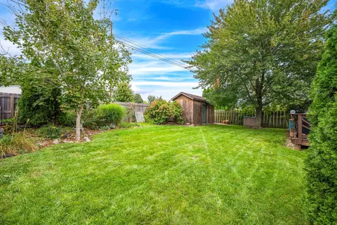 Exterior - 302 Carriage Hills Rd, Normal, IL 61761 photo 7 of 9