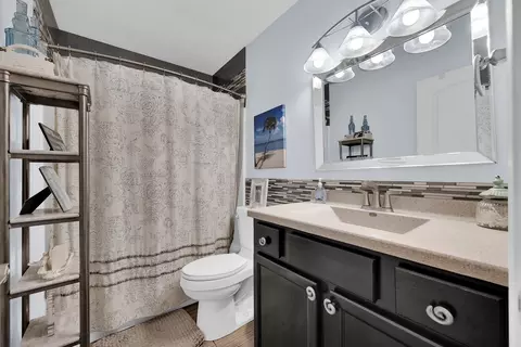 Bath - 302 Carriage Hills Rd, Normal, IL 61761 photo 2 of 2