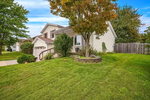 Exterior - 302 Carriage Hills Rd, Normal, IL 61761 photo 9 of 9
