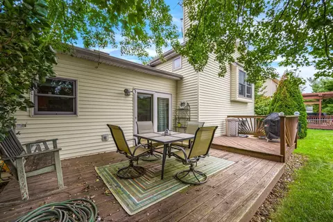 Exterior - 302 Carriage Hills Rd, Normal, IL 61761 photo 8 of 9
