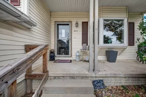 Exterior - 302 Carriage Hills Rd, Normal, IL 61761 photo 2 of 9