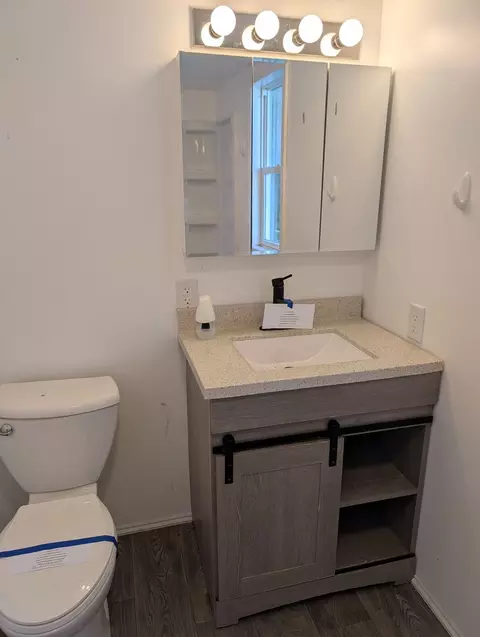 Bath - 503 E Mason St, Polo, IL 61064 photo 1 of 3