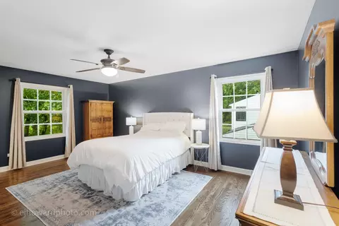 Bedroom - 1110 E Gartner Rd, Naperville, IL 60540 photo 3 of 4