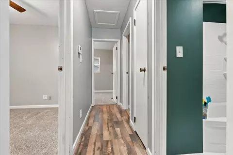 Entry Way - Undisclosed, Normal, IL 61761 photo 2 of 2