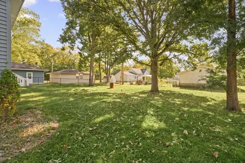 Exterior - Undisclosed, Bement, IL 61813 photo 6 of 9