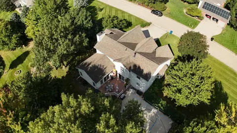 View/Area - 9159 Deer Ridge Dr, Bloomington, IL 61705 photo 1 of 5