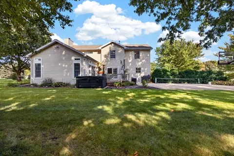 Exterior - 9159 Deer Ridge Dr, Bloomington, IL 61705 photo 9 of 16