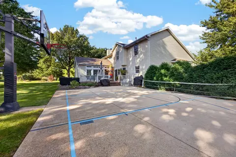 Exterior - 9159 Deer Ridge Dr, Bloomington, IL 61705 photo 7 of 16