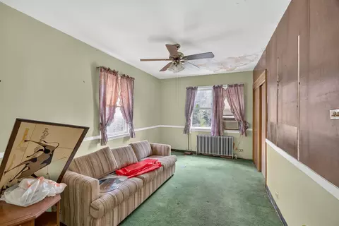 Living - 7817 S Euclid Ave, Chicago, IL 60649 photo 3 of 5