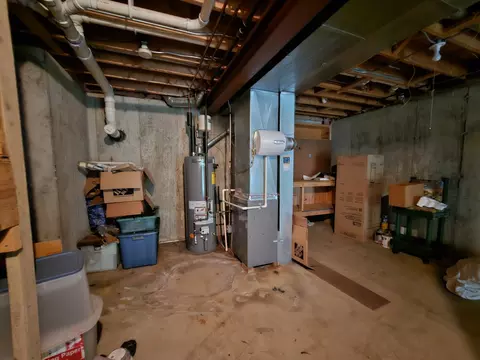 Other - 6 Grandview Ct, Algonquin, IL 60102 photo 7 of 9